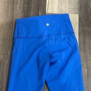 Lululemon Blue Wunder Under Train leggings size 6